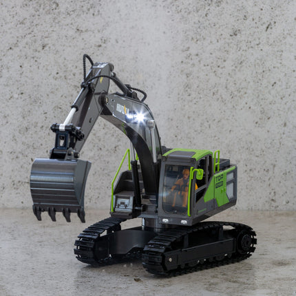 1:18 Scale 13-Channel Alloy Remote Control Excavator Construction Vehicle with Lights, Sound and Steam