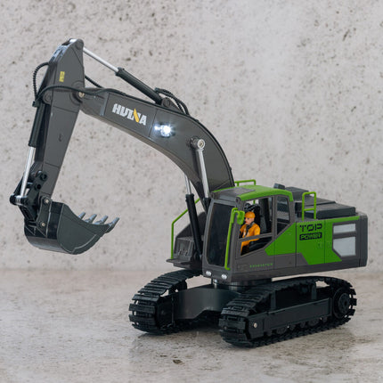 1:18 Scale 13-Channel Alloy Remote Control Excavator Construction Vehicle with Lights, Sound and Steam