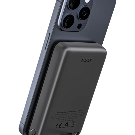 Aukey MagLinnk 10000mAh Magnetic Wireless Charging Power Bank (PB-MS02)