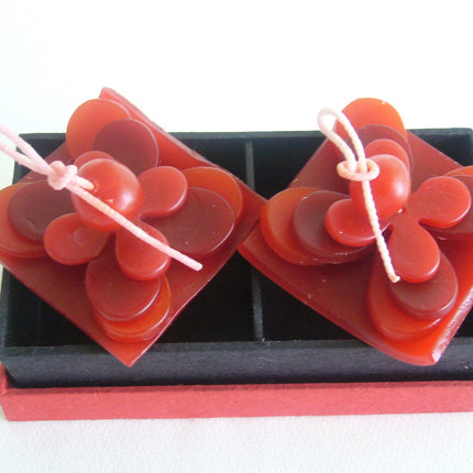 2 Red Lotus Floating Candles in Red Black Gift Box Set Birthday Xmas Valentine Mothers Day Gift Present