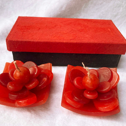 2 Red Lotus Floating Candles in Red Black Gift Box Set Birthday Xmas Valentine Mothers Day Gift Present