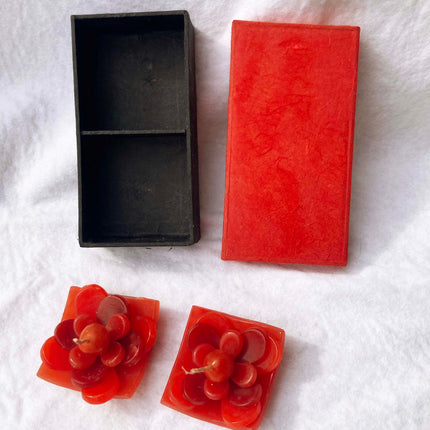 2 Red Lotus Floating Candles in Red Black Gift Box Set Birthday Xmas Valentine Mothers Day Gift Present