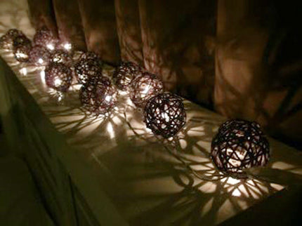 1 Set of Black 5cm Rattan Cane 50 Ball Battery Powered LONG 5m String Lights Christmas Gift Home Wedding Party Bedroom Decoration Table Centrepiece