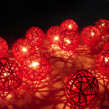 1 Set of Red 5cm Rattan Cane 20 Ball Battery Powered 3m String Lights Christmas Gift Home Wedding Party Bedroom Decoration Table Centrepiece