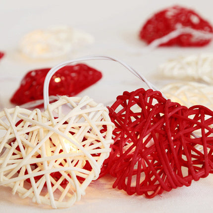 50 Red and White 3D Hollowed Rattan Heart-Shaped 5M LONG String Fairy Lights, Battery (AA) Indoor & Outdoor Decorations Wedding Valentines Romantic Room Table Lighting