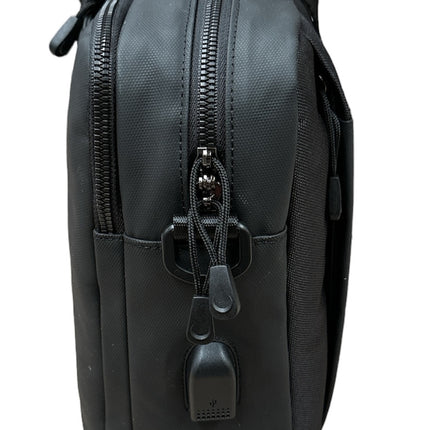 15" Futura Laptop Computer Bag Travel Work Messenger Bag w/USB Port - Black