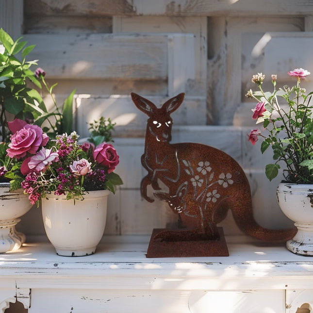 Laser-Cut Kangaroo + Baby On Stand 37cm