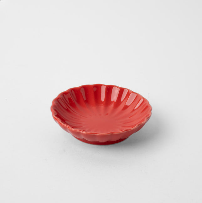 Sauce Dish 7.5cm Chrysanthemum Round Scarlet Glaze