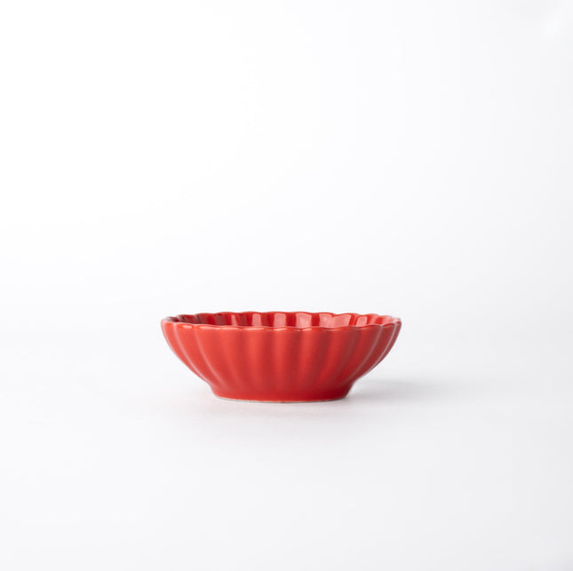 Sauce Dish 7.5cm Chrysanthemum Round Scarlet Glaze