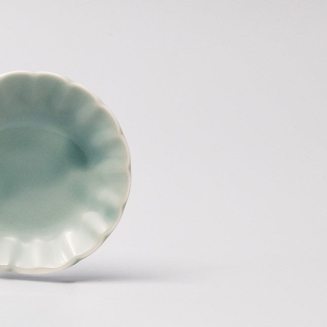Sauce Dish 8cm Scallop Celadon Gloss Glaze
