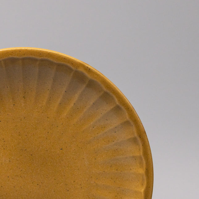 Plate 21.5cm Sunburst Turmeric Glaze