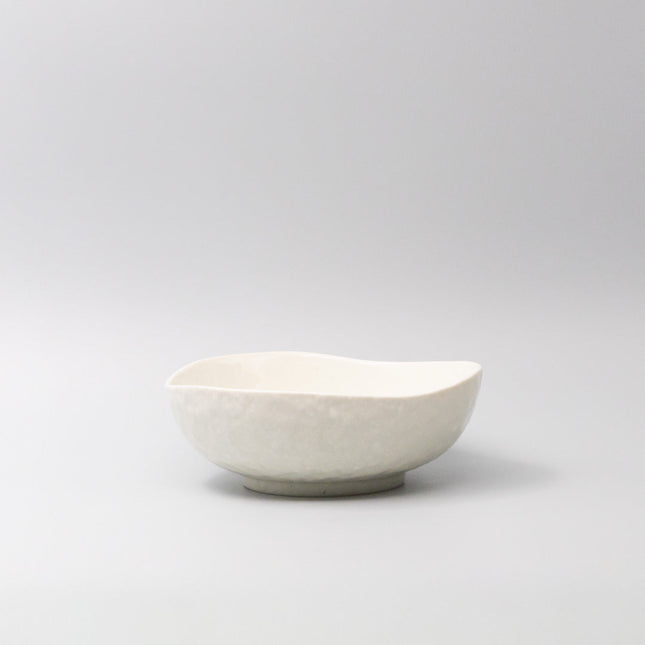 Bowl Organic Shape 20cm Kanso Soft White Glaze