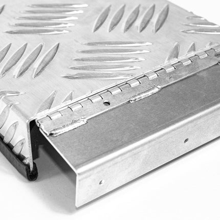 Truma Cowl Cover Silver Universal Aluminum Checker Plate External Flue Vent Spraying Console Replacement Part Fits Truma Water Heater 27x15x4cm